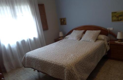 Loarre House | Family-Friendly Stay at Casas Santos y Tolta