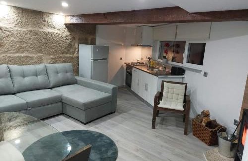 Seia House | Inviting Casas Zé Pinto: Pet-Friendly Retreat with Pools