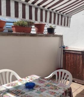Oria Apartment | Kid-Friendly Retreat at Casasimona - Guest Rated 9.4/10