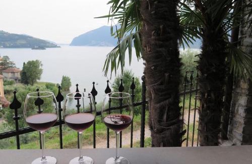 Marone House | Oceanfront Escape at Casatragliulivi - Rated 9.5 by Guests