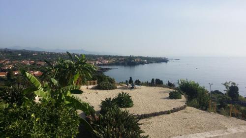 Santa Tecla Apartment | Family-Friendly Retreat at Casavacanze Residence Maia Volcani