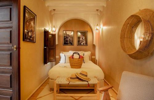 El Hara Villa | Casbah Amor - Rooftop with Pool & Air Conditioning
