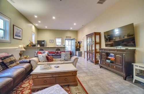 Cascade House | Scenic Cascade Cabin Hideaway - Family Friendly & Cozy