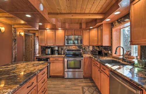 Cascade House | Cozy Cascade Cabin with Mountain Views & River Access