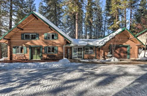 Cascade House | Cozy Cascade Cabin with Mountain Views & River Access