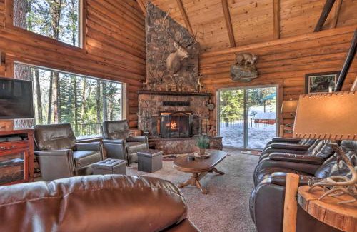 Cascade House | Cozy Cascade Cabin with Mountain Views & River Access