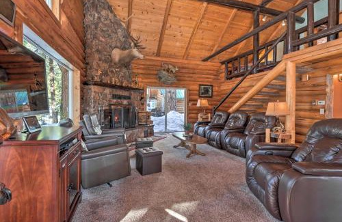 Cascade House | Cozy Cascade Cabin with Mountain Views & River Access