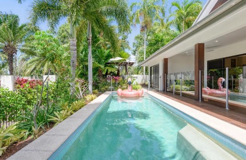 Craiglie House | Discover Cascade Drive Port Douglas: Family-Friendly Retreat