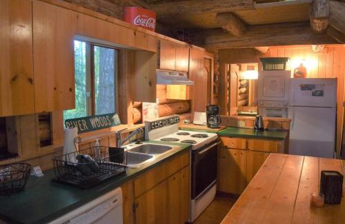 Packwood House | Cascade Log Cabin