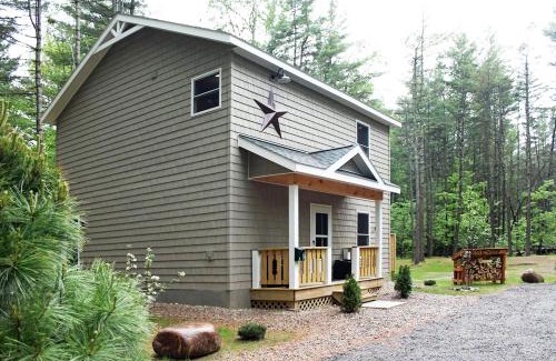 Wilmington House | Guest Rated 10/10: Cascade Mountain Chalet with Ocean View