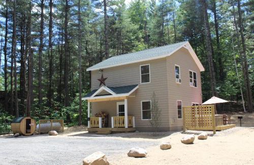 Wilmington House | Guest Rated 10/10: Cascade Mountain Chalet with Ocean View