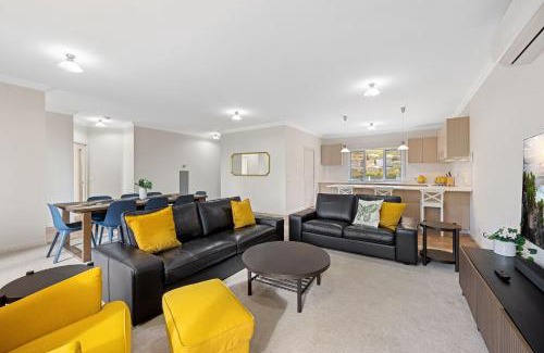 Marysville House | Family-Friendly Stay at Cascades On Allison - 9.5/10 Rated