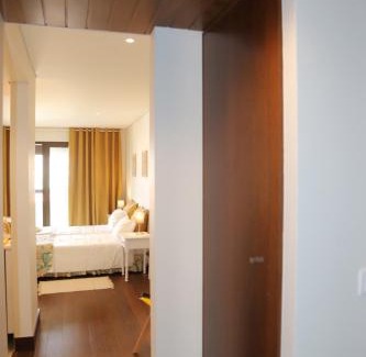 Cascais Apartment | Coastal Retreat: Cascais By the Sea with Ocean Views