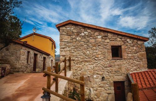 Gouviaes House | Pet-Friendly Escape at Cascata do Varosa with Ocean Views