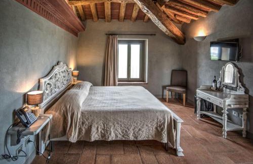 Casale Monferrato House | Experience Cascina Faletta: Oceanfront Getaway with Pool