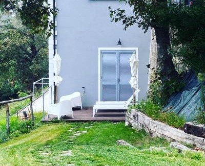 Montaldo Scarampi Bed & Breakfast | Indulge in Cascina GianTino G A Y - ONLY Suite with Ocean View