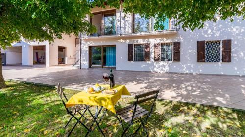 Ponzano Monferrato Villa | Enjoy CASCINA LA VALLE 10&2 with Oceanfront Views