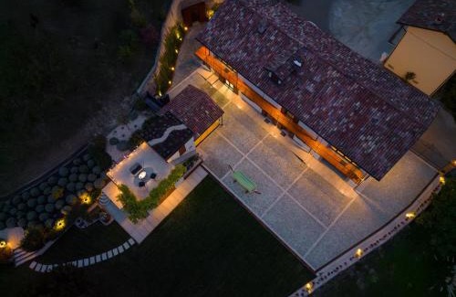 Alba Villa | Idyllic Cascina Portinale 8 with Oceanfront Hot Tub