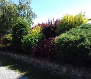 Farigliano House | Discover Cascina Stralla: Pet-Friendly Retreat with Breakfast