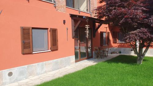 Revello Apartment | Rustic Monolocale at Cascina Tetto Cavallo - Pet Friendly Stay