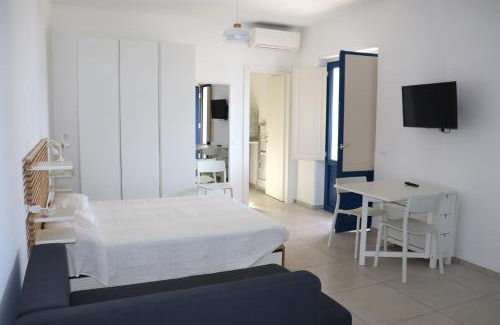Malfa House | Discover Case a Malfa - Alba & Rosina, Isola Salina