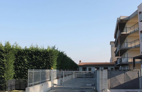 Ovest Apartment | Discover Case Cosi: Cozy Apartment in San Massimo Area