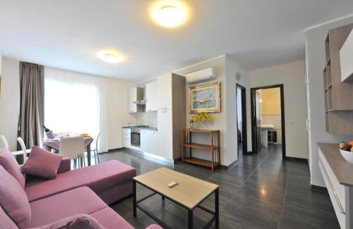 Altavilla Milicia Apartment | Discover Case Mistretta: Oceanfront Bliss with High Ratings