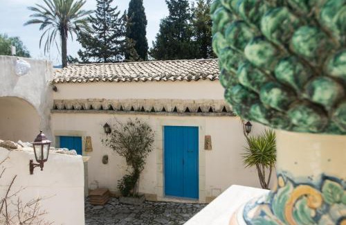 Chiaramonte Gulfi House | Exceptional Case Passamonte Agriturismo Resort & Rooms