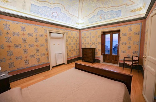 Gratteri Apartment | Discover Case Ruggieri: Family-Friendly Comfort Awaits