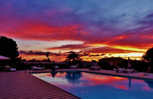 San Leonardo Apartment | Relax at Case Vacanza Torre Lupa with Ocean Views & Pool