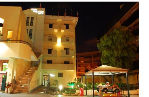 Bagheria Apartment | Discover Case Vacanze Anni 20: Pet-Friendly & Accessible
