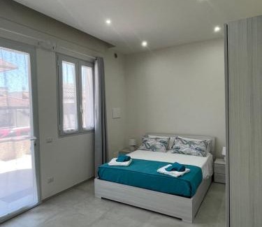 Secli Apartment | Oceanfront Getaway at Case Vacanze LULU - Guest Rated 9.8