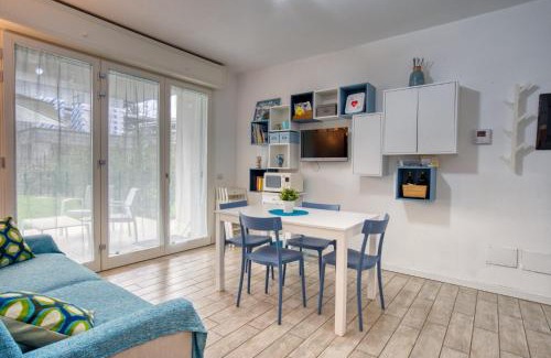 Cernusco sul Naviglio Apartment | Discover Casa Azzurra: Pet-Friendly Retreat with Garden