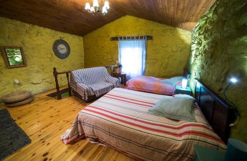 Montederramo House | Delight in Caserío da Castiñeira: Pet-Friendly Retreat