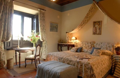 Valverde del Majano Hotel | Relax at Caserío de Lobones: 5-Star Spa & Family Friendly