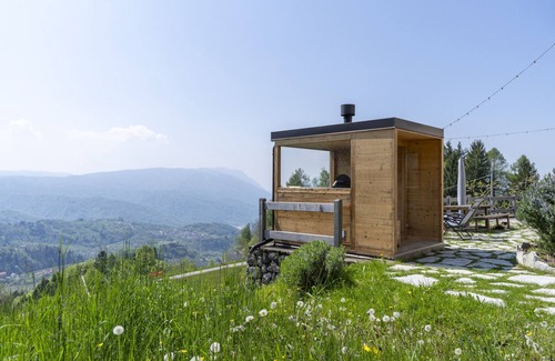 San Martino D'Alpago Ski Chalet | Elegant Casera Moda Chalet with Spa and Sauna Awaits