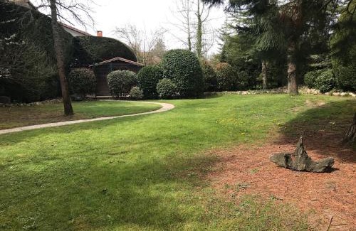 Murgia House | Experience Caserio Arrigorri: Ideal for Families and Pets