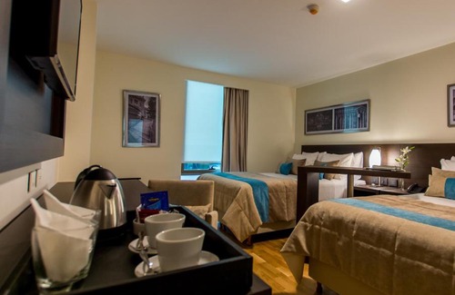 Cordoba Hotel | Discover Caseros 248 Hotel: Family-Friendly with Hot Tub
