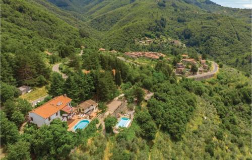 Loro Ciuffenna Apartment | Pet Friendly Retreat at Casetta 2 with Pool Access