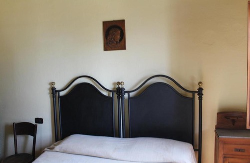 Cetraro House | Pet-Friendly Retreat: Casetta ai Malvitani with Breakfast