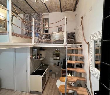Esquilino Apartment | Welcoming Casetta all Esquilino: Family-Friendly Retreat