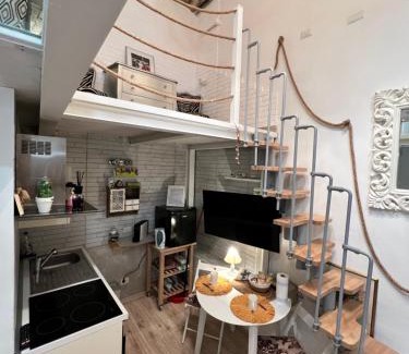 Esquilino Apartment | Welcoming Casetta all Esquilino: Family-Friendly Retreat