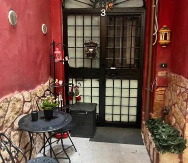 Esquilino Apartment | Welcoming Casetta all Esquilino: Family-Friendly Retreat