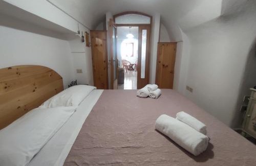 Minori Apartment | Guest Rated 9.5: Casetta Carmela in Beautiful Minori