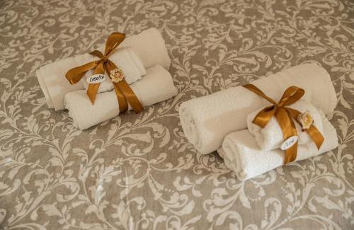 Ceglie Messapica House | Enchanting Casetta Cloe: A Romantic Getaway for Families