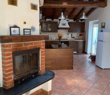 Chiavari House | Outstanding Casetta di Chri: Oceanfront with Pet-Friendly Perks