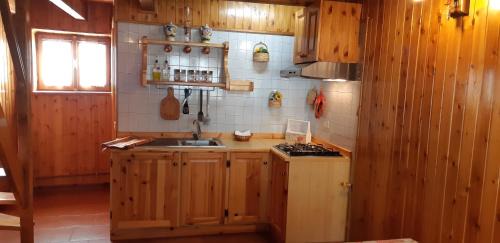 Artaz Vieu Apartment | Pet-Friendly Retreat at Casetta di Montagna Viuex