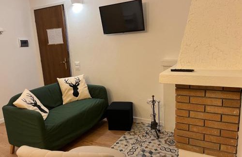 Lavarone Apartment | Cozy Casetta nel Bosco: Ocean View Retreat in Lavarone