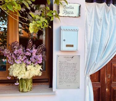 Rocca San Giovanni House | Cozy Casetta Rocca: Pet-Friendly with Ocean Views