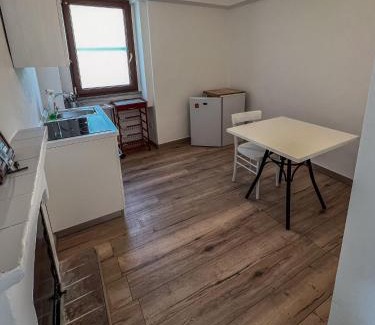 San Giorgio Lucano Apartment | Pet-Friendly Casetta San Giorgio with Perfect 10/10 Rating